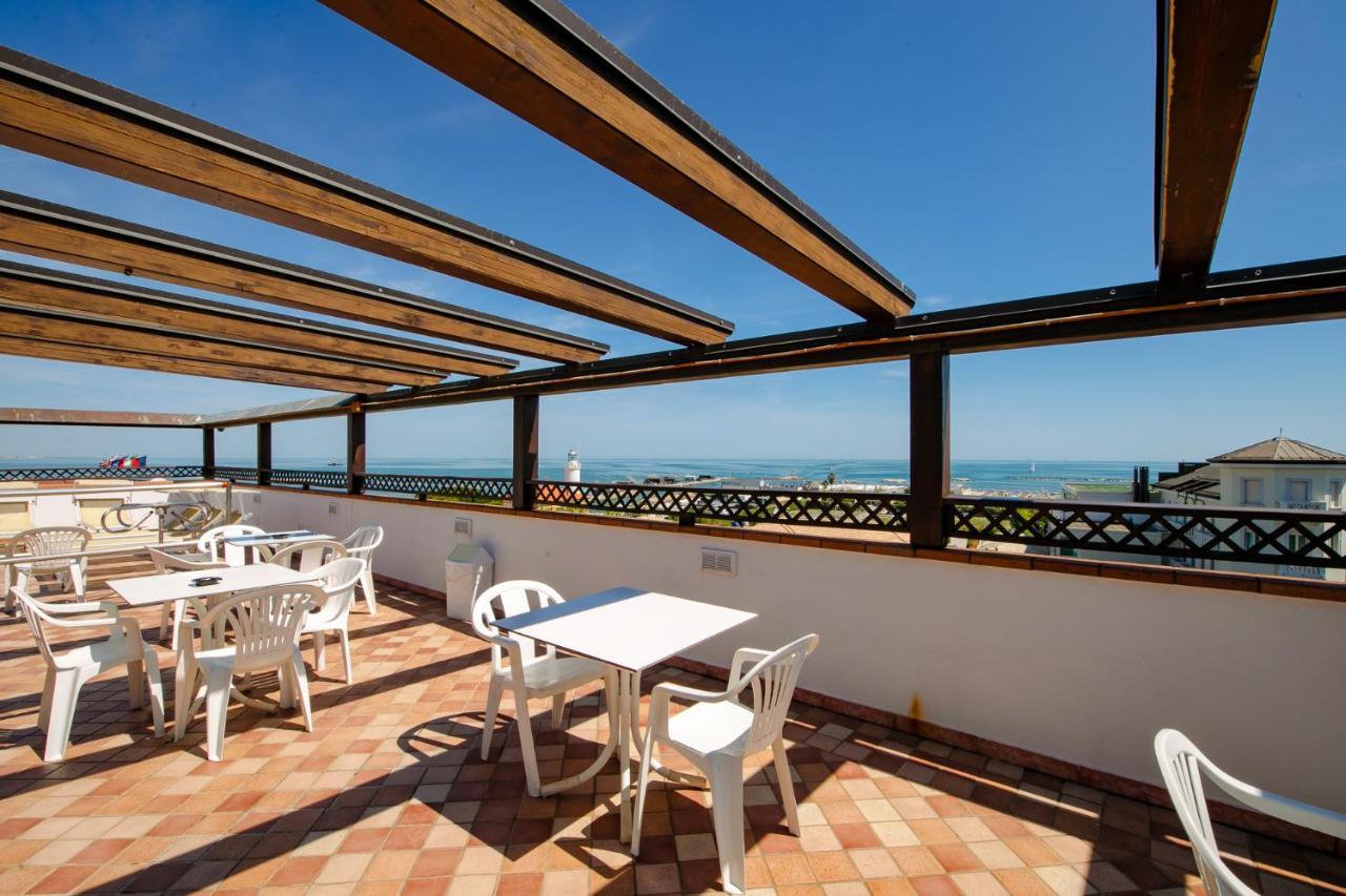 New Bristol Sport Hotel تْشيزيناتيكو المظهر الخارجي الصورة