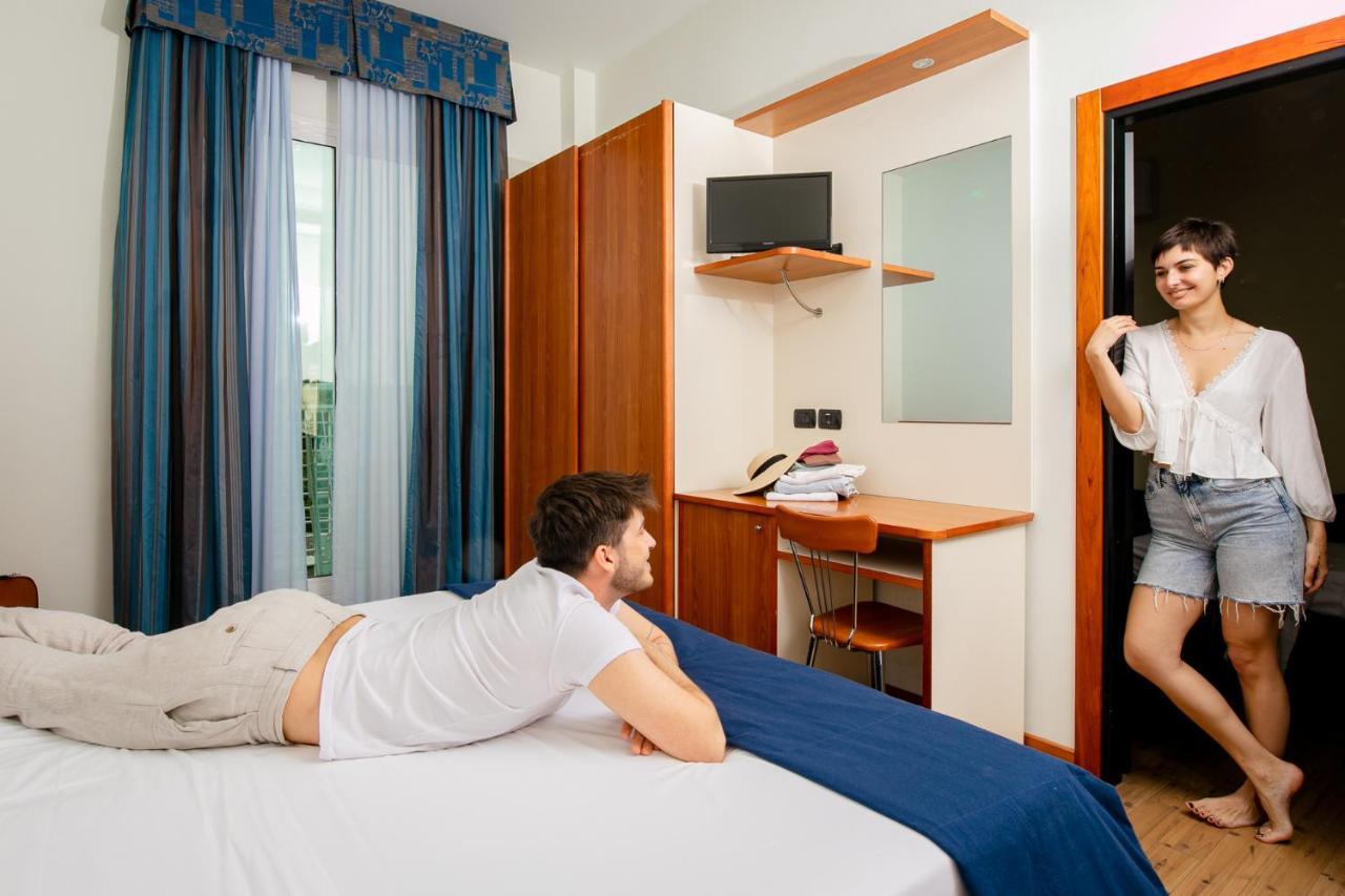 New Bristol Sport Hotel تْشيزيناتيكو المظهر الخارجي الصورة
