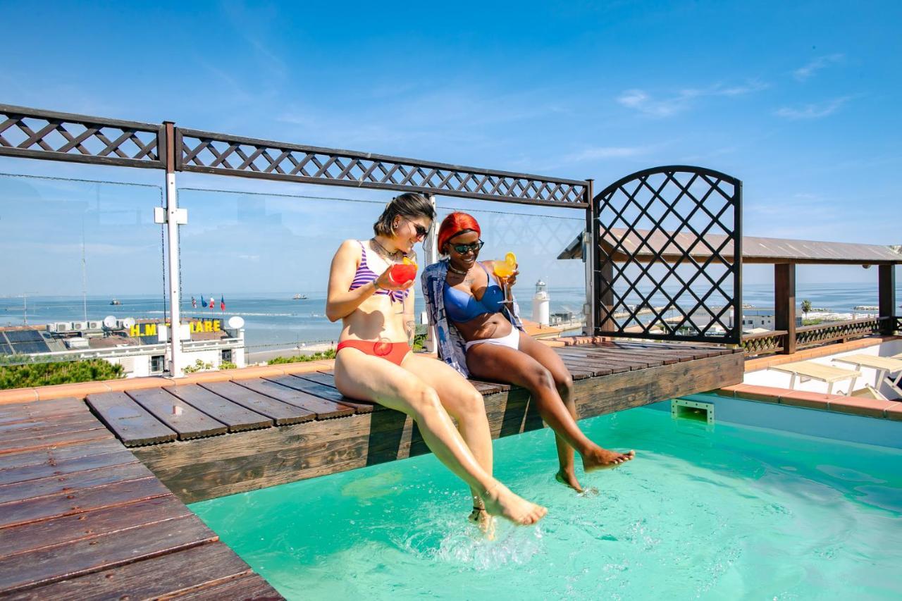 New Bristol Sport Hotel تْشيزيناتيكو المظهر الخارجي الصورة